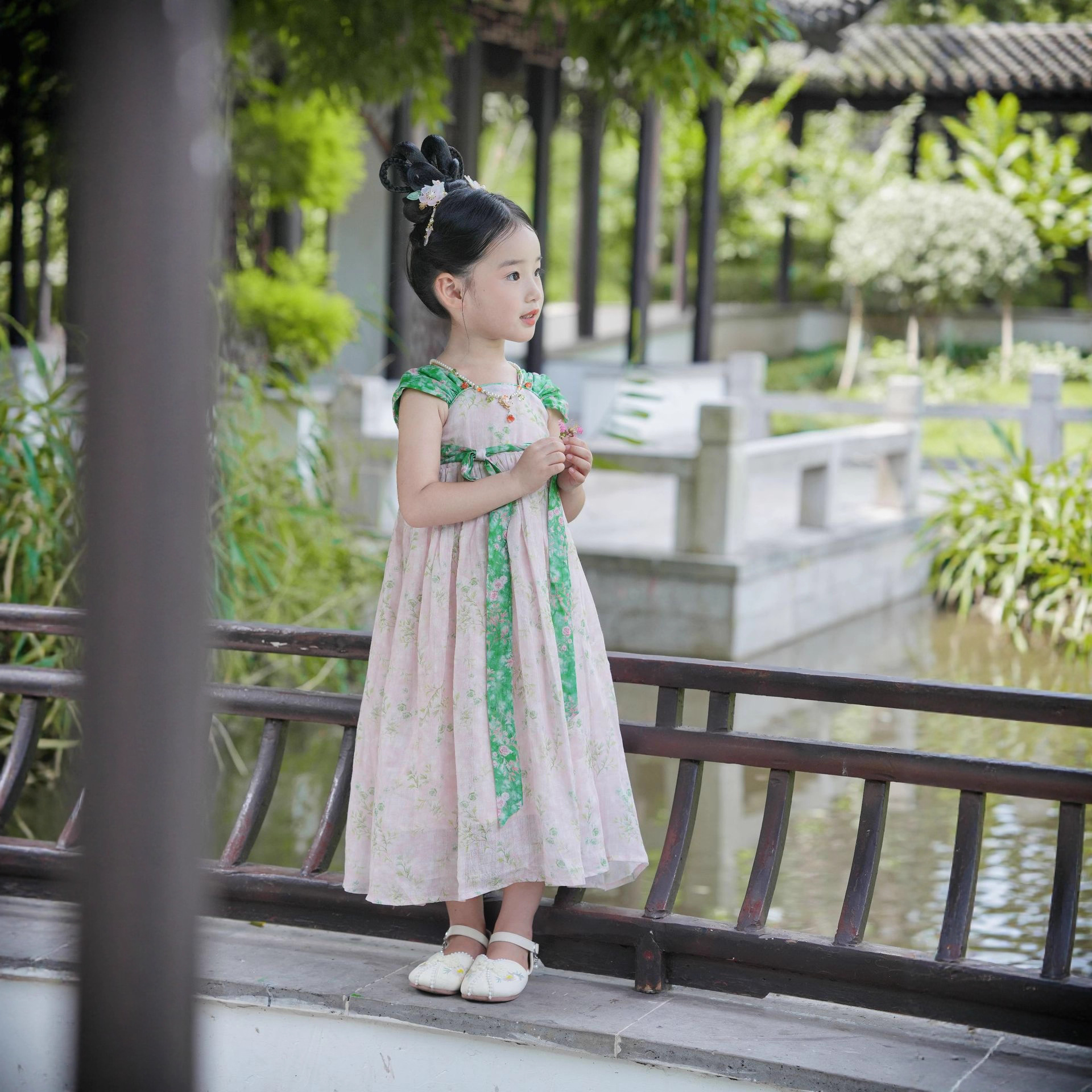 National Trend -2026 Summer New Baby Hanfu Children's High-waisted lace-up Vacation Hanfu Dress Improved Sleeveless ramie Hanfu for Babies Specification image