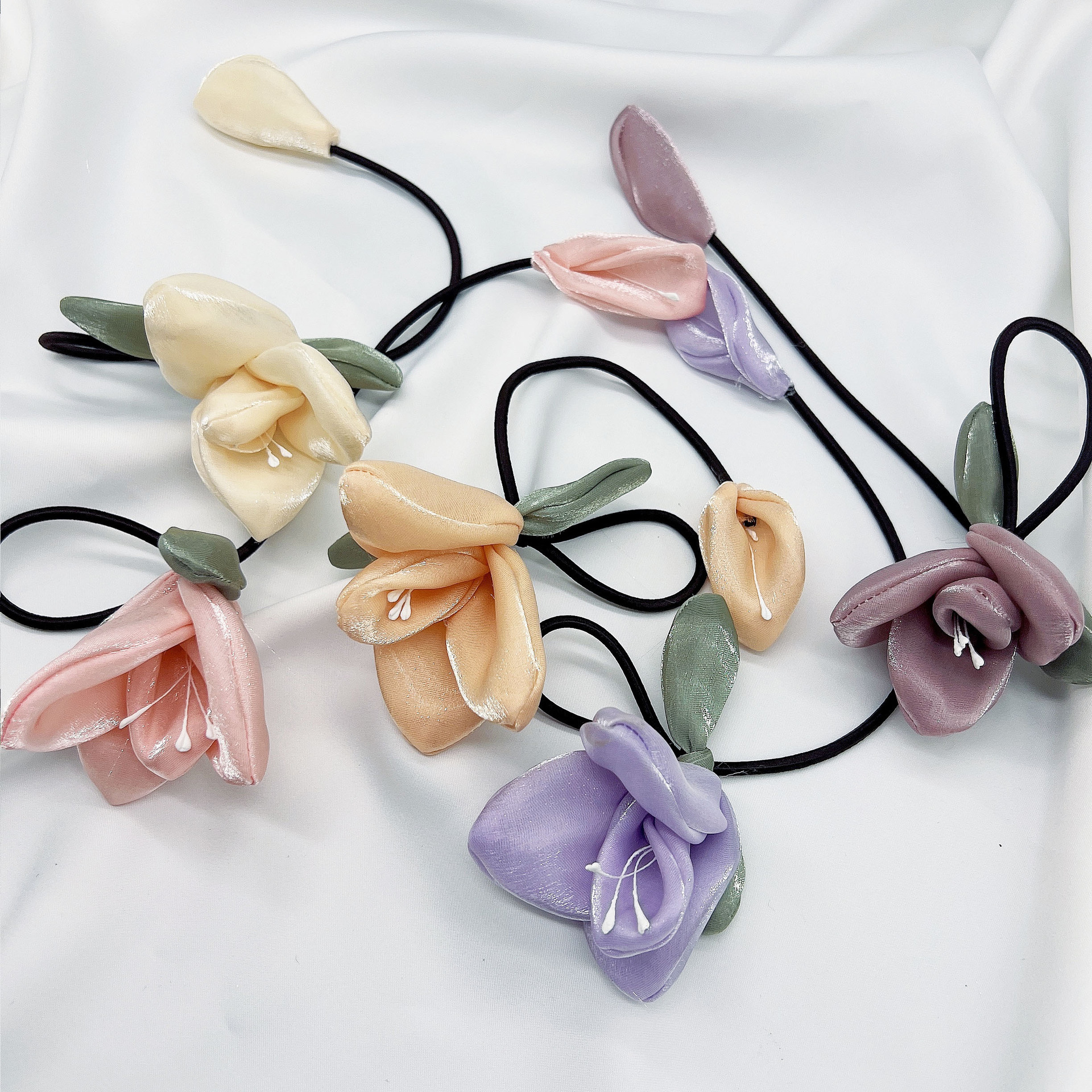 Super fairy-like Korean-style tulip hair tie, bright silk screen, diy bow, rubber band, niche three-dimensional flower headwear accessory Application Scenario