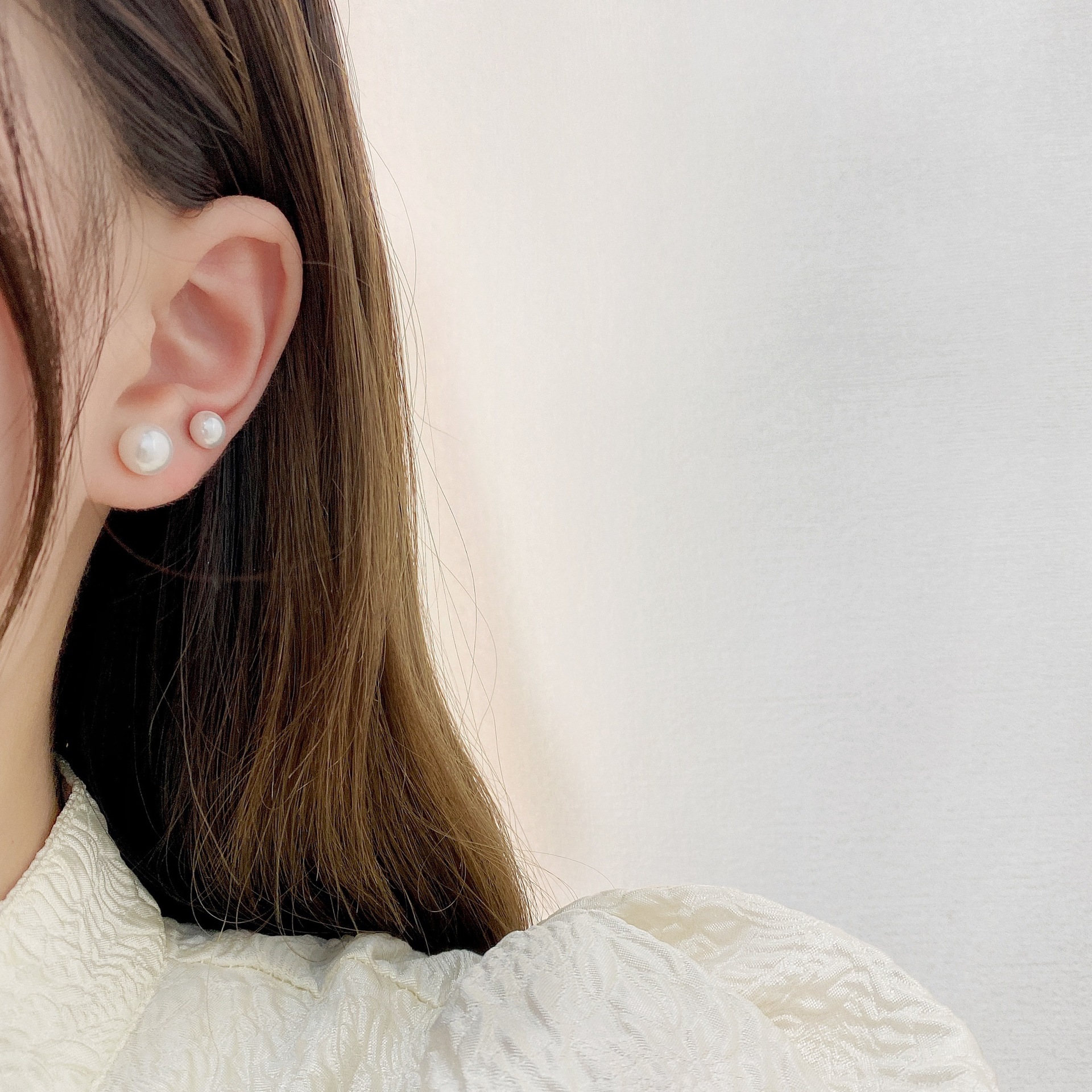 Han Dynasty 925 silver needle retro friary pearl earrings female daily temperament simple South Korean Internet red with the same earrings tide details Picture
