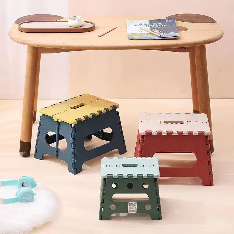 Folding stools, thickened children's kindergarten gifts, customized LOGO outdoor horse stools for kindergartens, wholesale from manufacturers details Picture