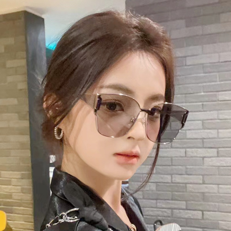 New natural and personalized sunglasses for women, with a high-end look, large and round faces, slimming, sun protection, and UV protection sunglasses for men