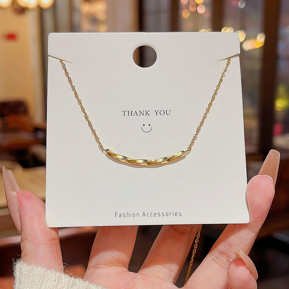 Korean Titanium Steel Necklace Does Not Fade Female Light Luxury Niche Design Choker French Collarbone Choker Hot Accessories Wholesale details Picture