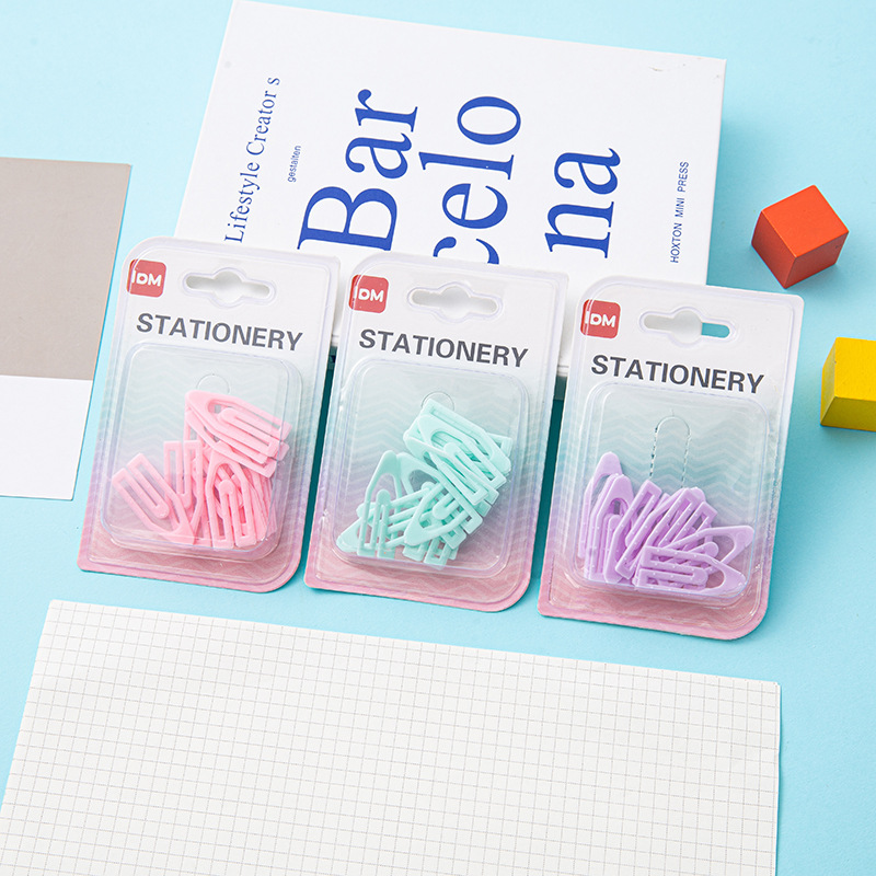 Cross-border OEM creative boat-shaped pins for storing stationery, student labor-saving irregular-shaped paper clips, and colorful plastic arrow-shaped pins