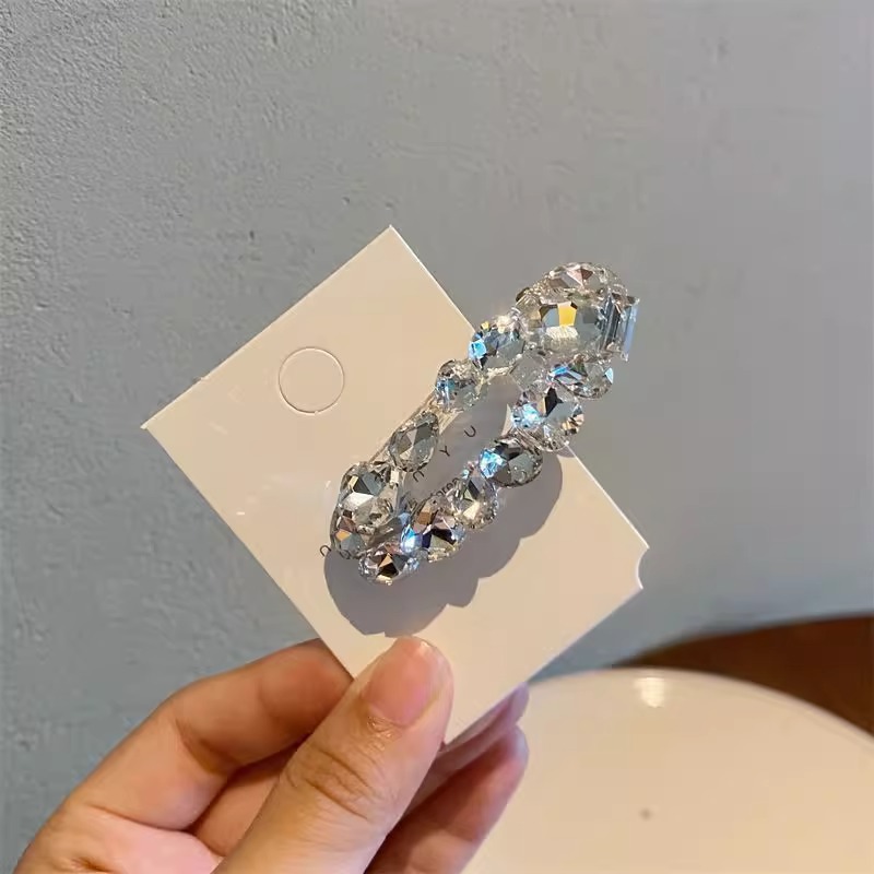 High-end style, super side zircon oval hair clip, makeup bangs hair clip, ins style side clip, stylish pic 1