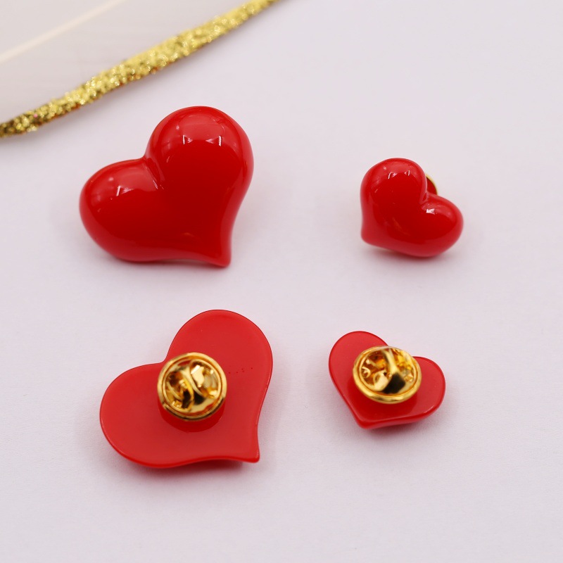 Creativo lindo personalidad rojo amor broches broches badges diy ropa bolsos zapatos sombreros accesorios accesorios Application Scenario