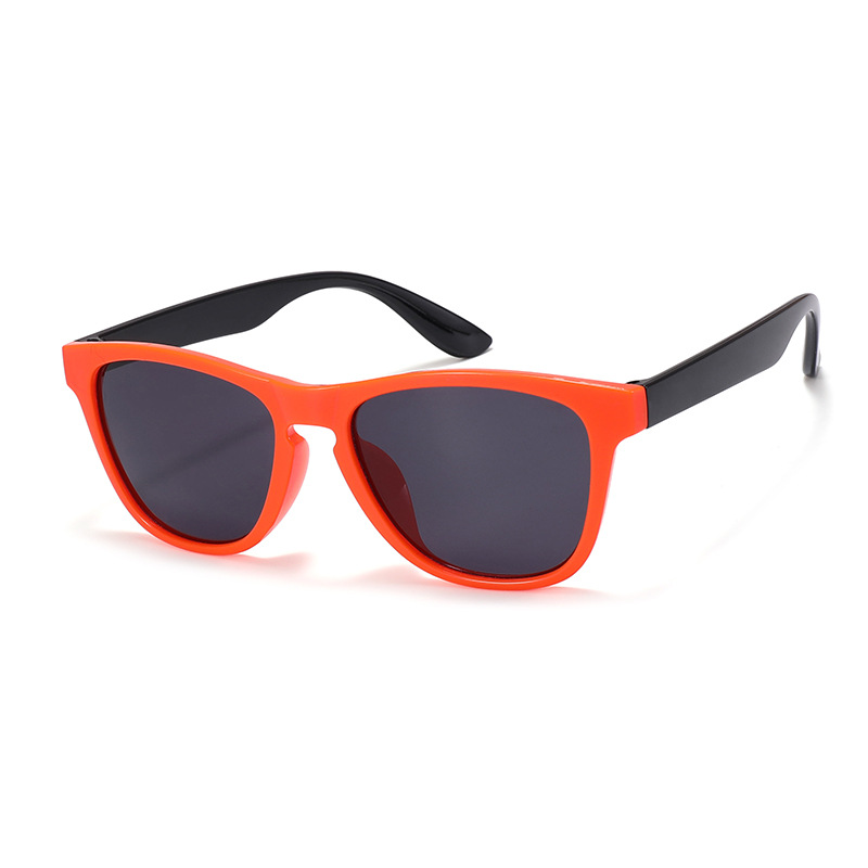 Wholesale of 2024 new PC children's glasses, fashionable children's outdoor sunshade and UV protection sunglasses XT6131 details Picture