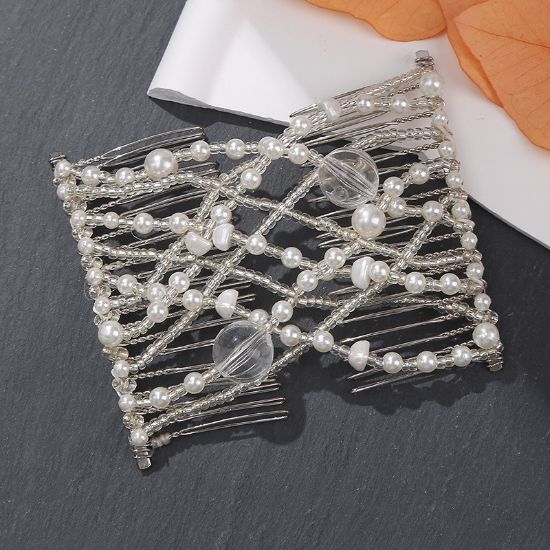 Cross-border new hair updo, light luxury style, versatile pearl magic hair combing accessory, woven beaded comb wholesale