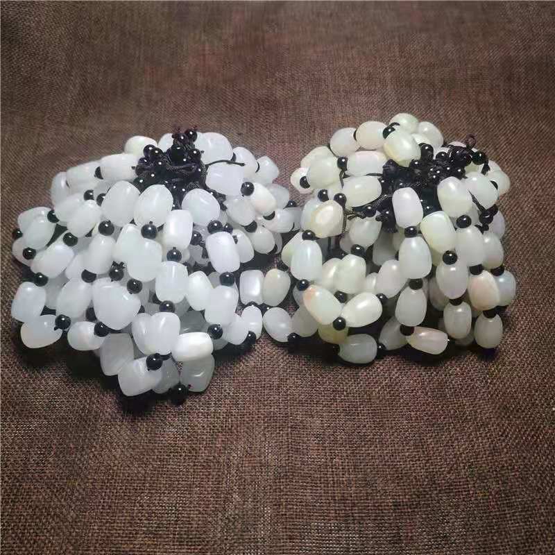Afghan jade bracelets for men and women, Buddhist prayer beads, white jade bracelets, jade shaped beads, live-streaming at street stalls, wholesale of opening gifts Application Scenario