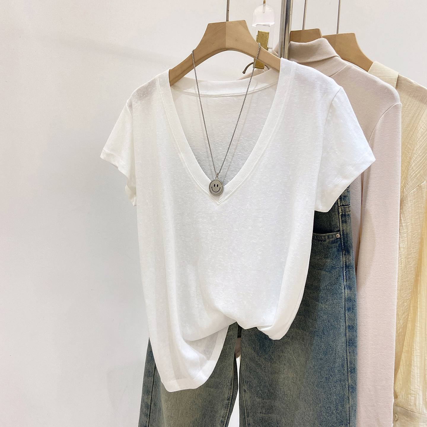 Summer thin 2025 new style casual and laid-back top V-neck snowflake linen cotton loose short-sleeved light T-shirt