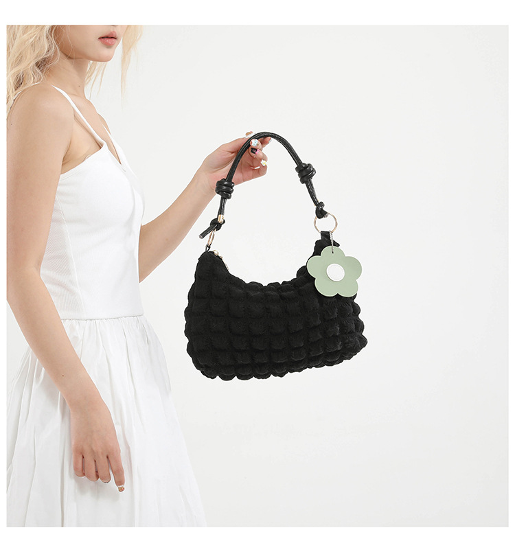 时尚云朵腋下包女珍珠褶皱设计感包包潮流百搭清新气质女士单肩包详情37