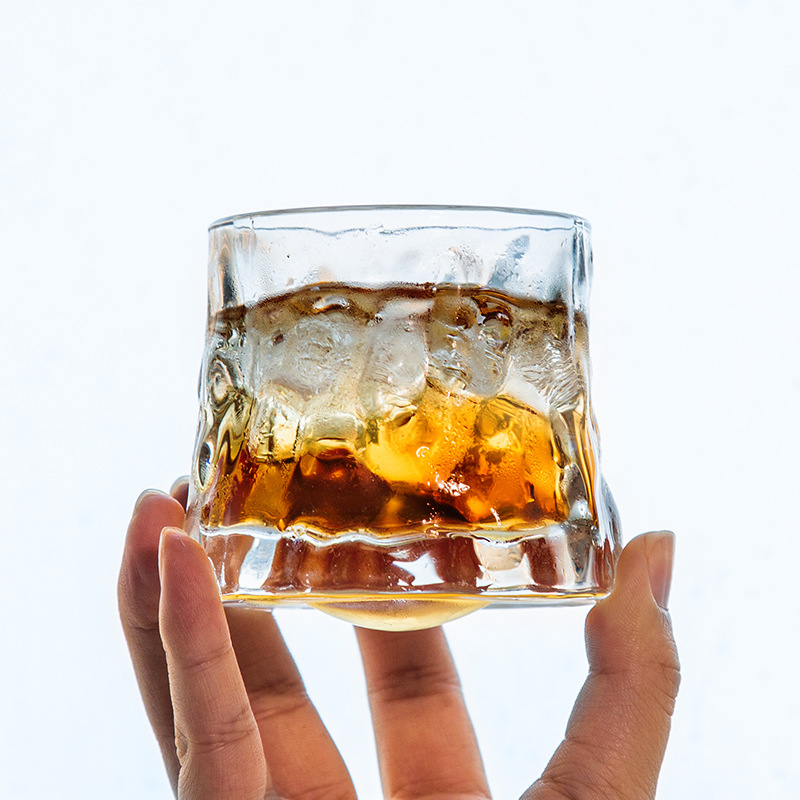 High Appearance Level Round Glass Breakfast Coffee Tea Cup Whiskey Cup Beer Cup With Hand Small Gift Wholesale Application Scenario