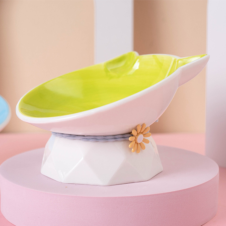 Kitten bowl, big face cat food bowl, ceramic pet protection, cervical vertebrae, high legs cat food bowl, anti-tipping, single bowl cat supplies Application Scenario