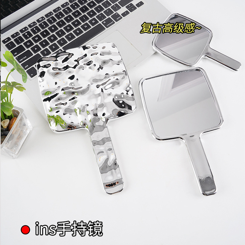 网红高级感手持化妆镜家用复古ins风镜子女随身便携手拿美容镜