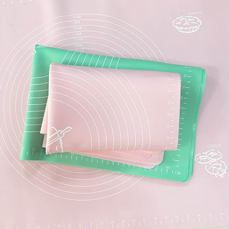 Silicone Kneading Mat Non-Stick And Baking Silicone Mat Kitchen Food Grade Scale Insulated Cutting Board Plus Silicone Mat Application Scenario
