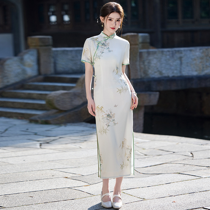 Guozhang nuevo estilo chino guozhang seda zou doble doble 2025 primavera verano nuevo estilo joven elegante temperamento slim todos los días qipao