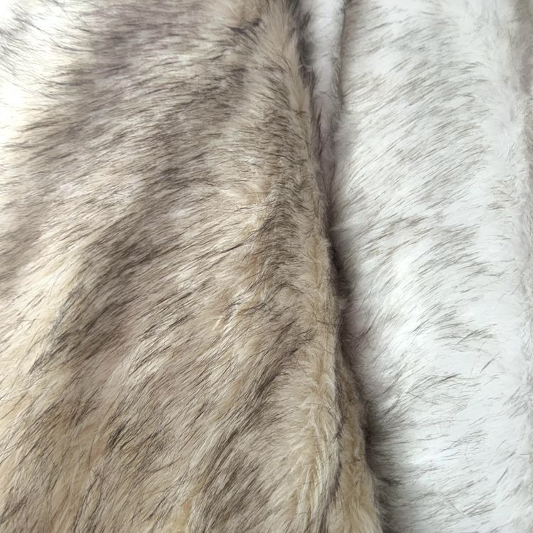 Wholesale of artificial fur, dyed pointed plush fabric, large toys, accessories, bags, decorative fabrics, clothing, gloves and long plush