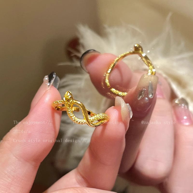 Kimoj's New Golden Snake Coiled Open Ring For Women Born In The Year Of The Snake, A Simple, Fashionable And High-End Index Finger Ring details Picture