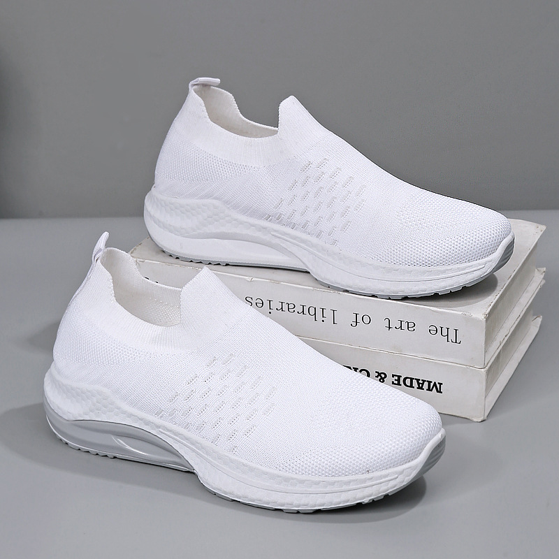 运动鞋女2024新款女鞋软底舒适透气飞织网面休闲鞋女时尚百搭单鞋详情图3