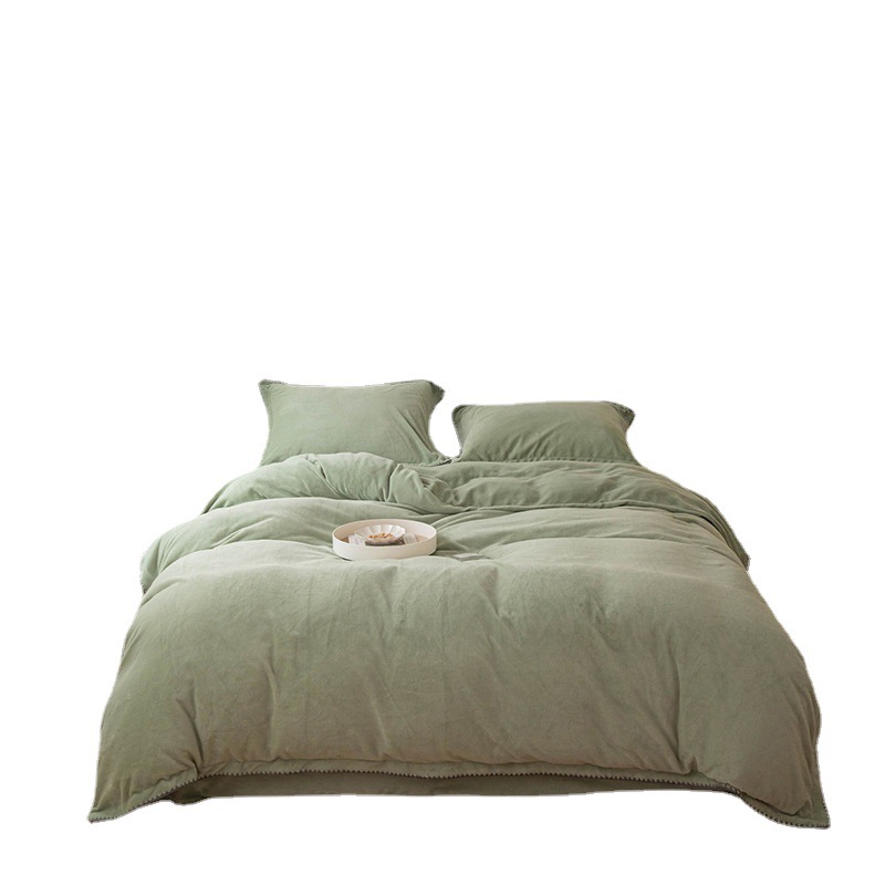 Wholesale of high-end milk velvet solid color four-piece sets, coral velvet bedding, thickened flannel and fleece duvet covers for autumn and winter Item Picture