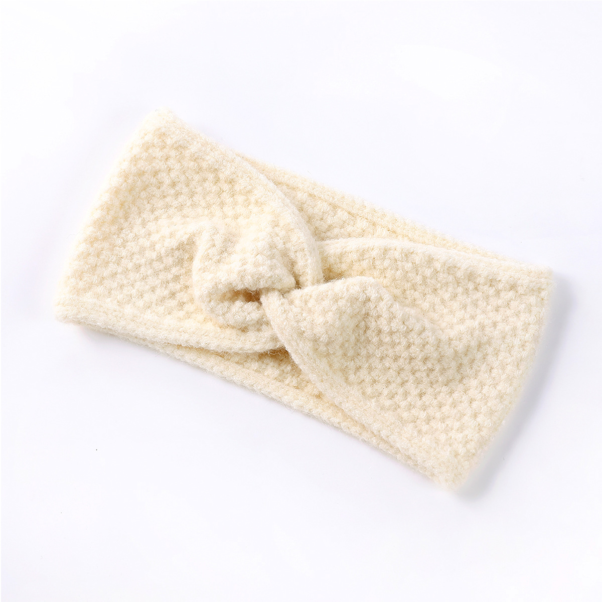 Autumn and winter crossover woolen hair bands, daily knitted knotted hair accessories, fashionable headscarves with elastic edges, warm and cold-proof headscarves Application Scenario