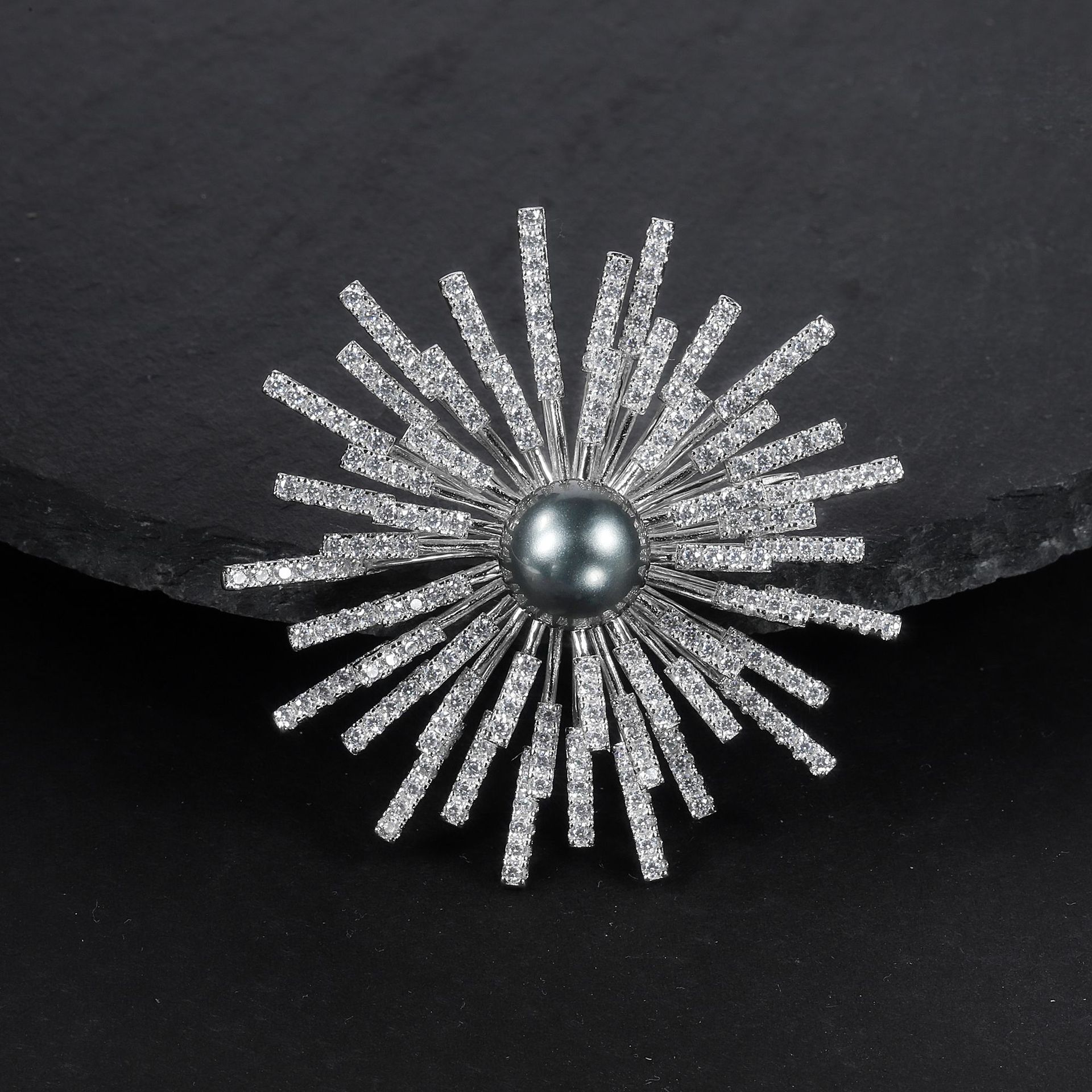 The New 13Mm Shell Bead Brooch Blooming Personality Design Retro Luxury Premium S925 Sterling Silver Brooch Item Picture