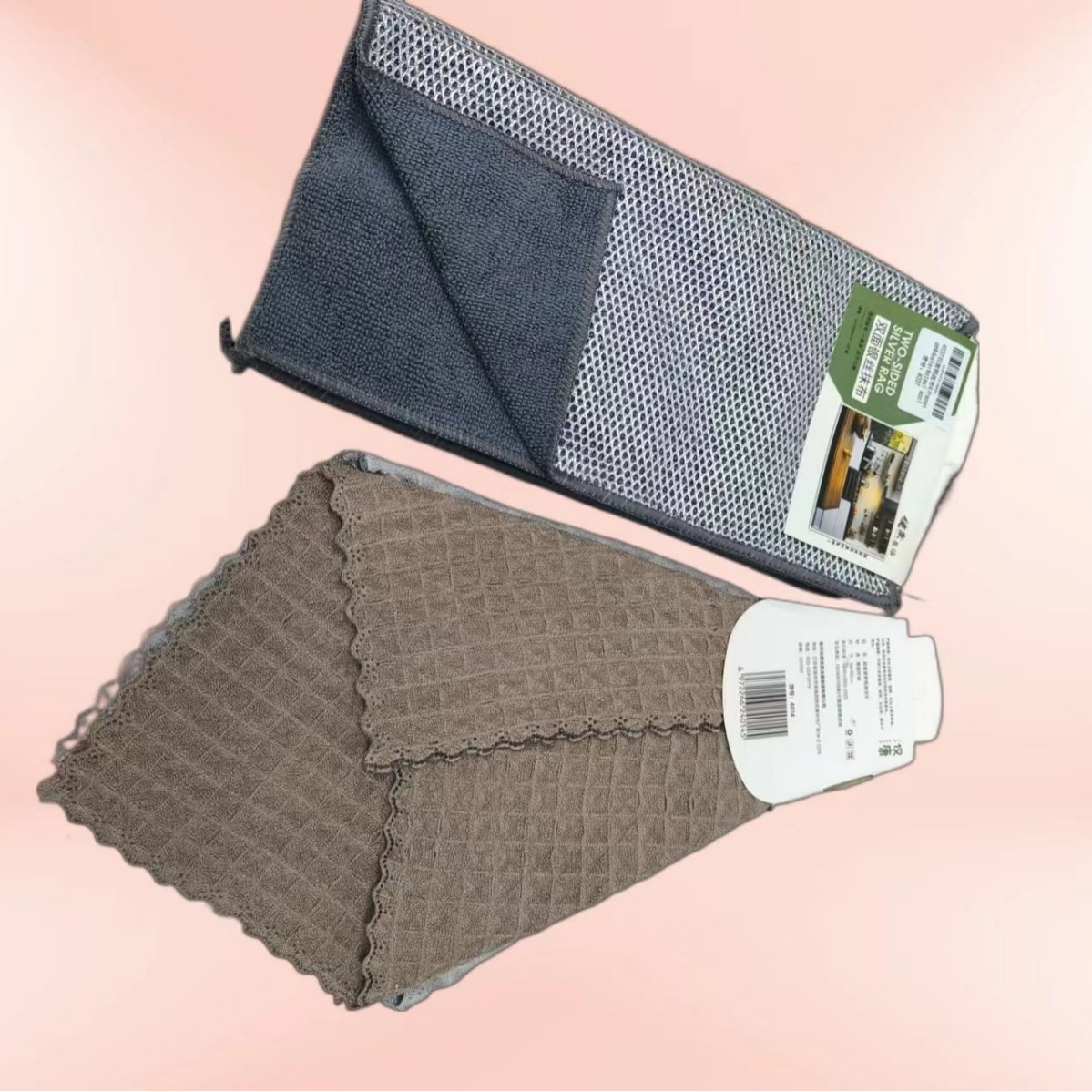 A variety of styles of cleaning cloths, dishwashing cloths, and scouring pads are available in multiple colors details Picture