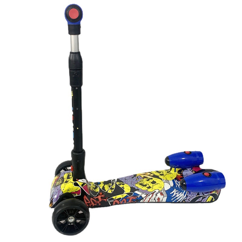 2022 New En71 Export Three Wheel Spray Fire Spouting Children's Scooter Drift Car Kid Fire Scooter Item Picture
