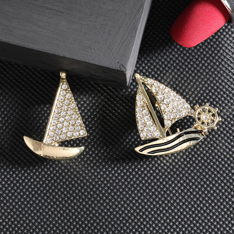 Personality Diamond-Encrusted Sailing Brooch High-Grade Feeling Small Corsage Clothing Accessories Manufacturers Wholesale Jewelry High-Grade Pins