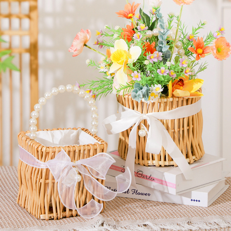 Floral Arrangement Willow Hand-Held Wedding Flower Basket Rattan Woven Bamboo Basket Woven Flower Pot Bamboo Basket Woven Grass Basket details Picture