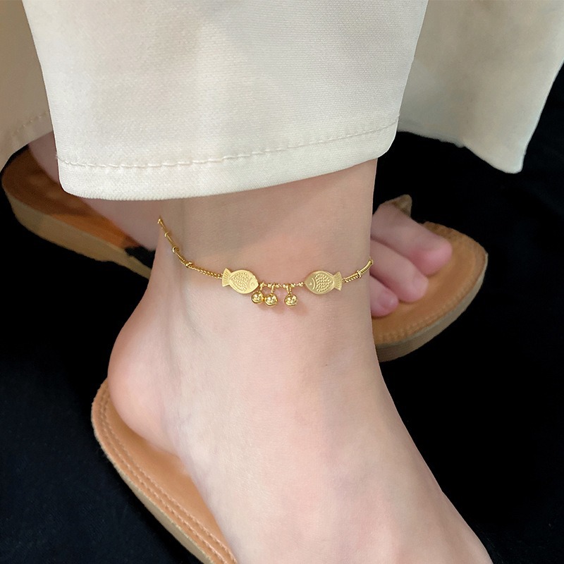 Japanese and Korean light luxury double small fish ankle chain for women, summer titanium steel gold high-end, cold style, niche design sense ankle chain Specification image