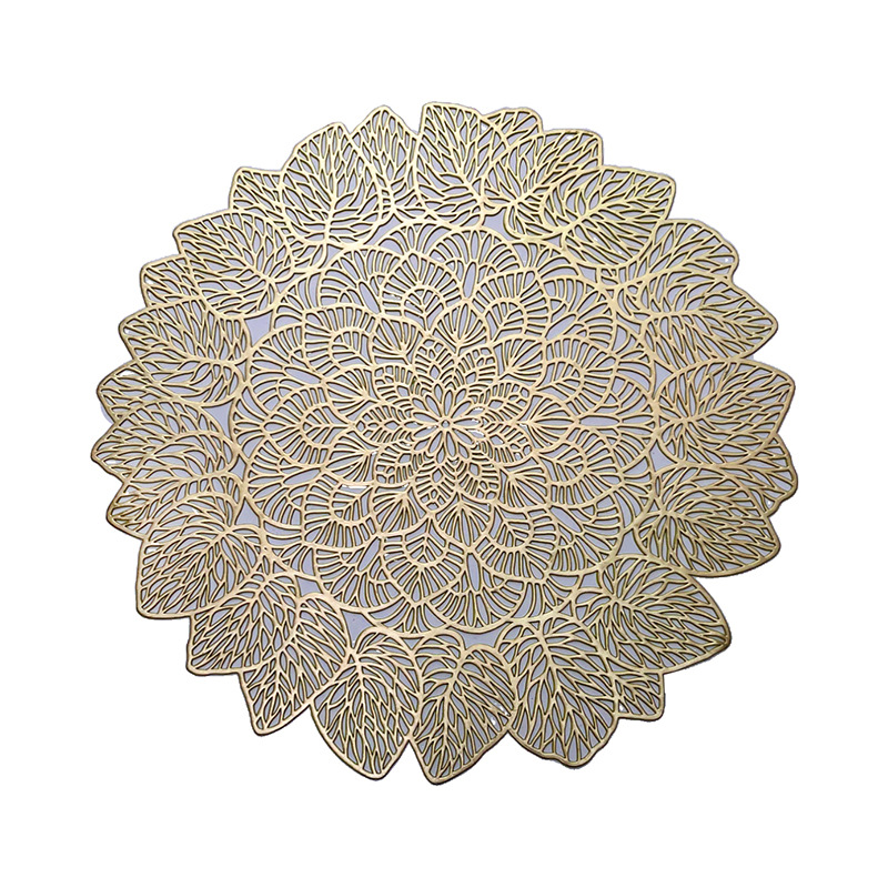Watermelon leaf round placemats, household heat-resistant and heat-insulating MATS, hollowed-out pvc Western placemats, gold-embossed high-end table MATS, cross-border Item Picture