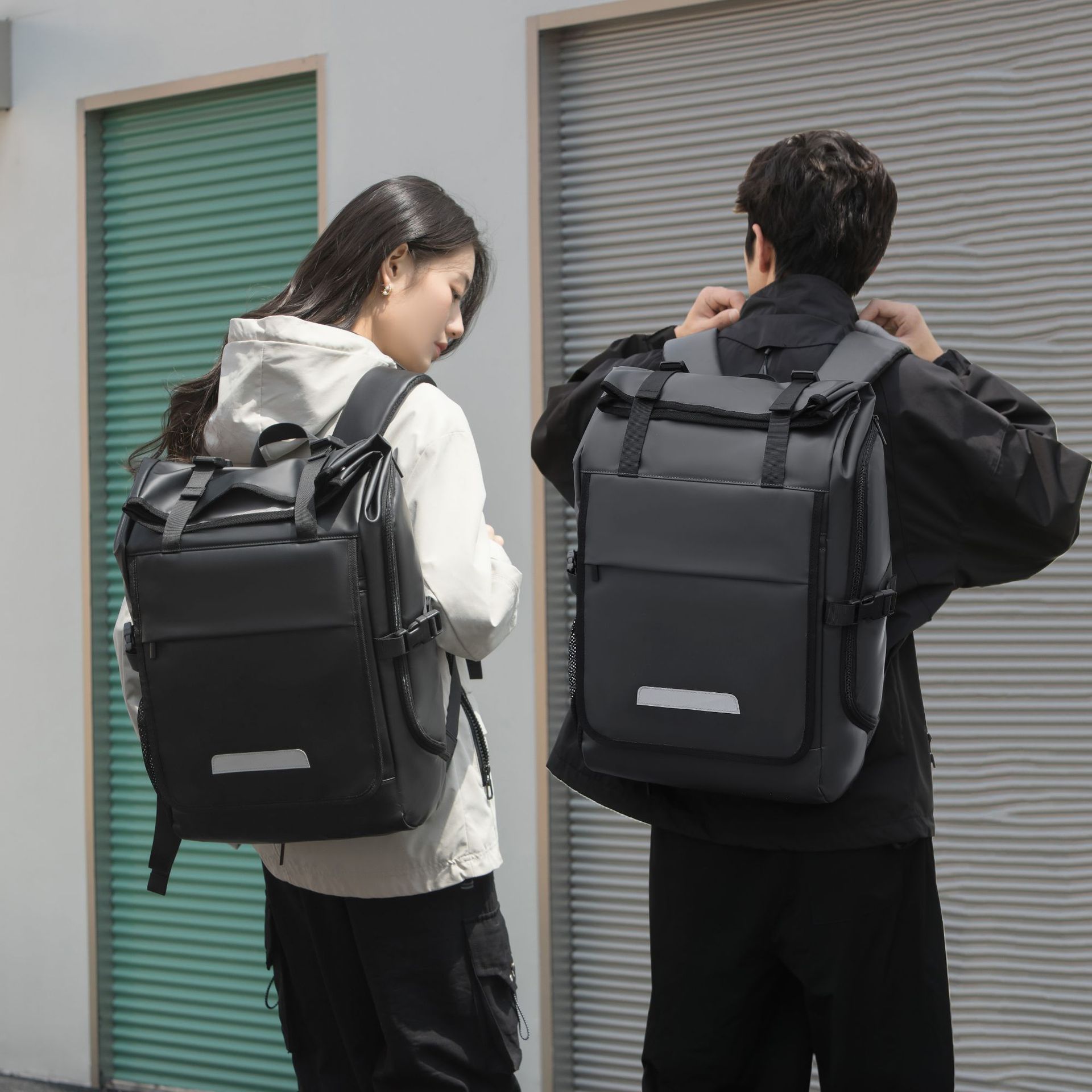 Men's Backpack New Business Large Capacity Computer Bag Multi-Functional Cross-Body Bag Portable Travel Backpack details Picture