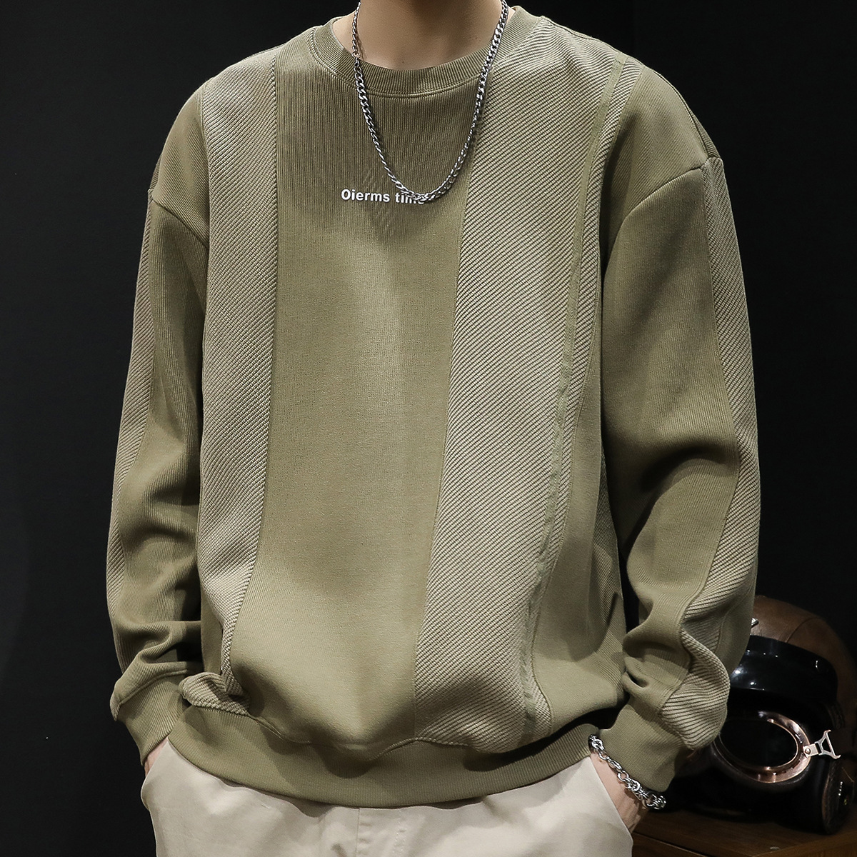 The men's autumn and winter collection of hoodies from a trendy brand, large-sized men's 2023 new spring and autumn men's thickened top with long sleeves, is versatile for spring Application Scenario