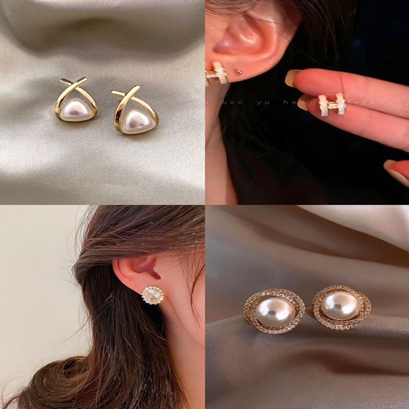Wholesale of 925 sterling silver high-end earrings in Yiwu, elegant accessories, exquisite ear clips, pearl stud earrings