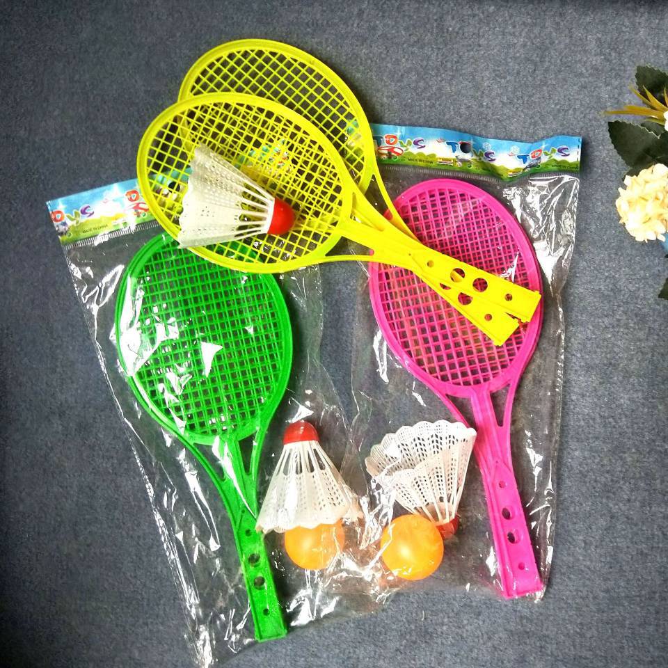 Bagged tennis rackets, badminton rackets, table tennis balls, children's toys, Yiwu one-yuan department store supply, two-yuan store toy wholesale Application Scenario