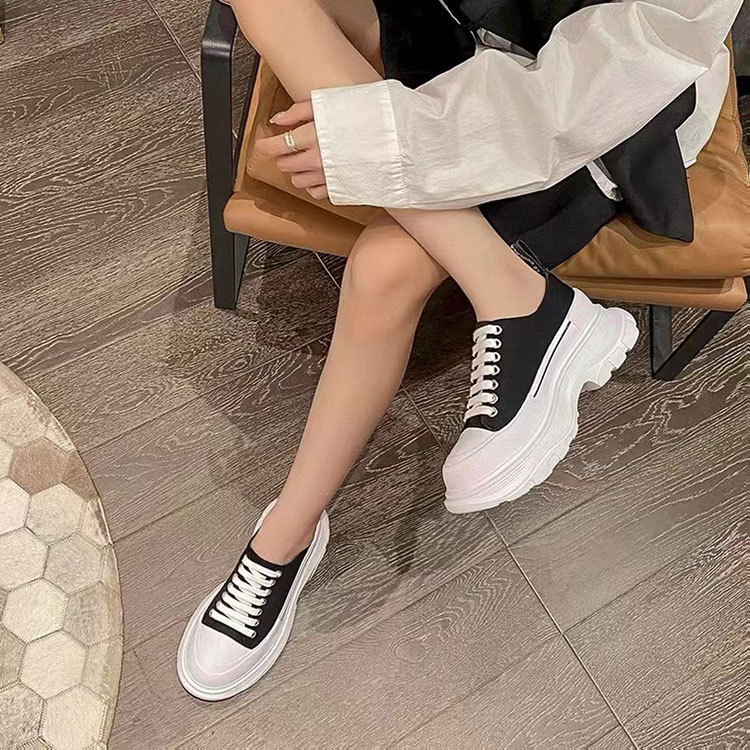 刺绣鞋/布鞋/老年女网鞋/女鞋女夏季时尚细节图