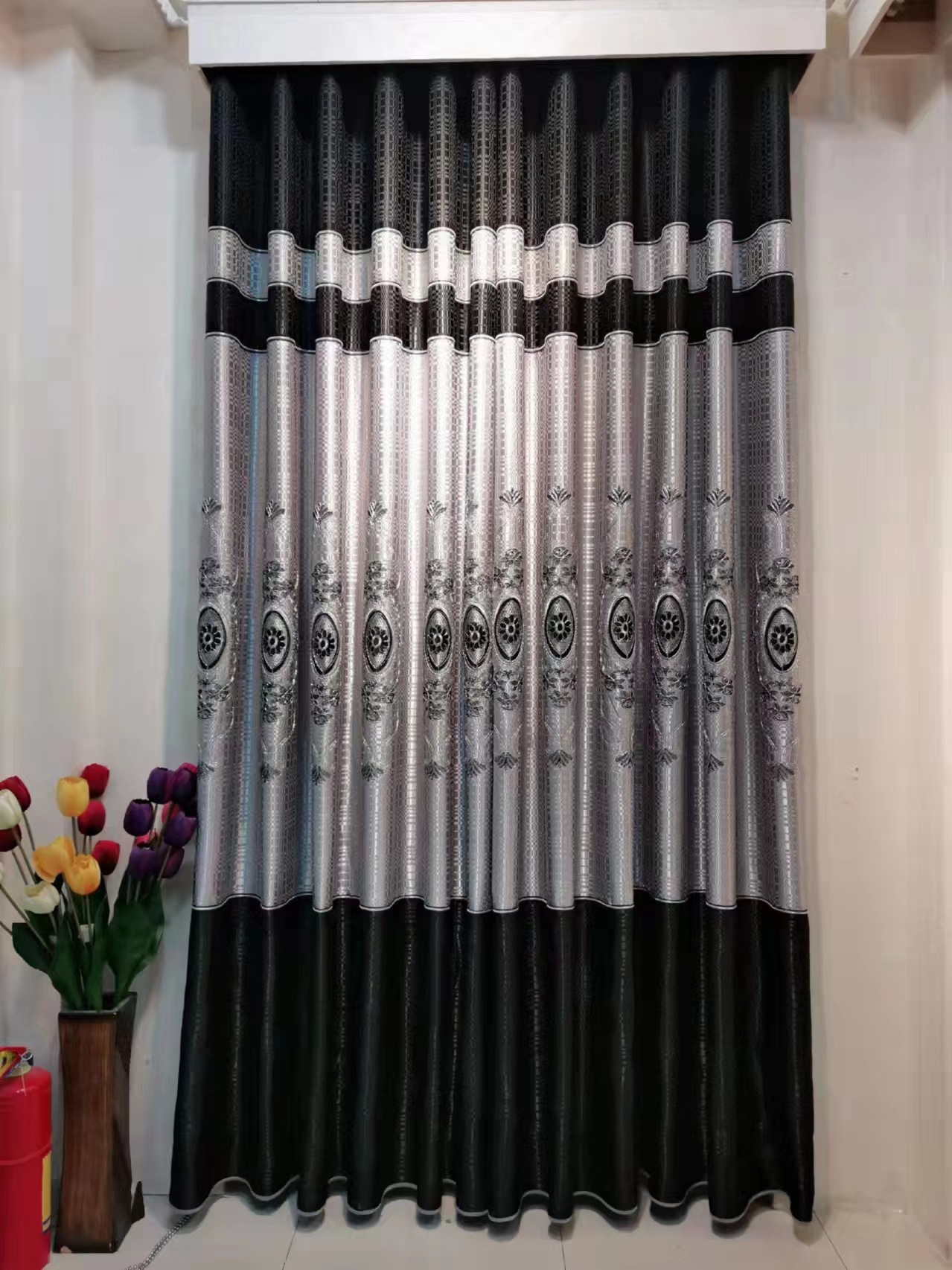Patchwork Embroidery Blackout Finished Curtain Living Room Bedroom Rental Room Manufacturers Direct Sales Application Scenario