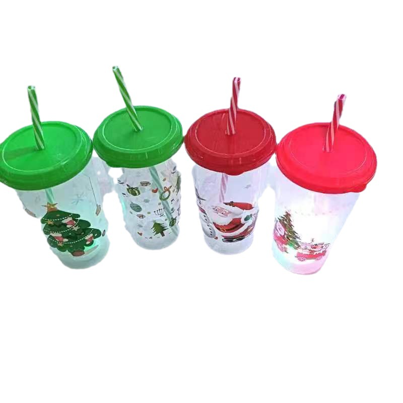 外贸产品卡通吸管杯发光塑料杯太空杯随手杯儿童果汁杯创意水杯