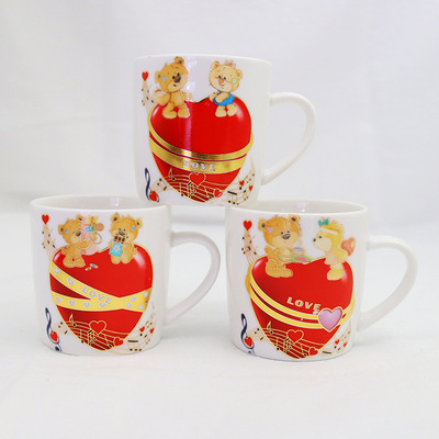 Ceramic cups, coffee cups, milk cups, water cup sets, cute cartoon Bear designs, Qixi Festival Valentine's Day gifts, couple and student small gifts available. logo factory direct supply Application Scenario