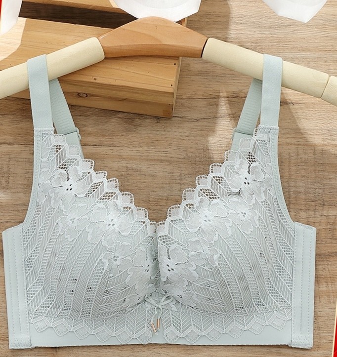 乳胶滑滑杯绿色女神811#薄款B杯透气洞洞杯收副乳 文胸