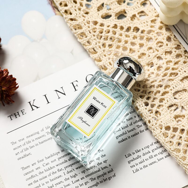 Warmkiss Salon Perfume 50Ml Blue Wind Chimes For Ladies Student Natural Light Fragrance Fresh Way Of Hades Wholesale Application Scenario