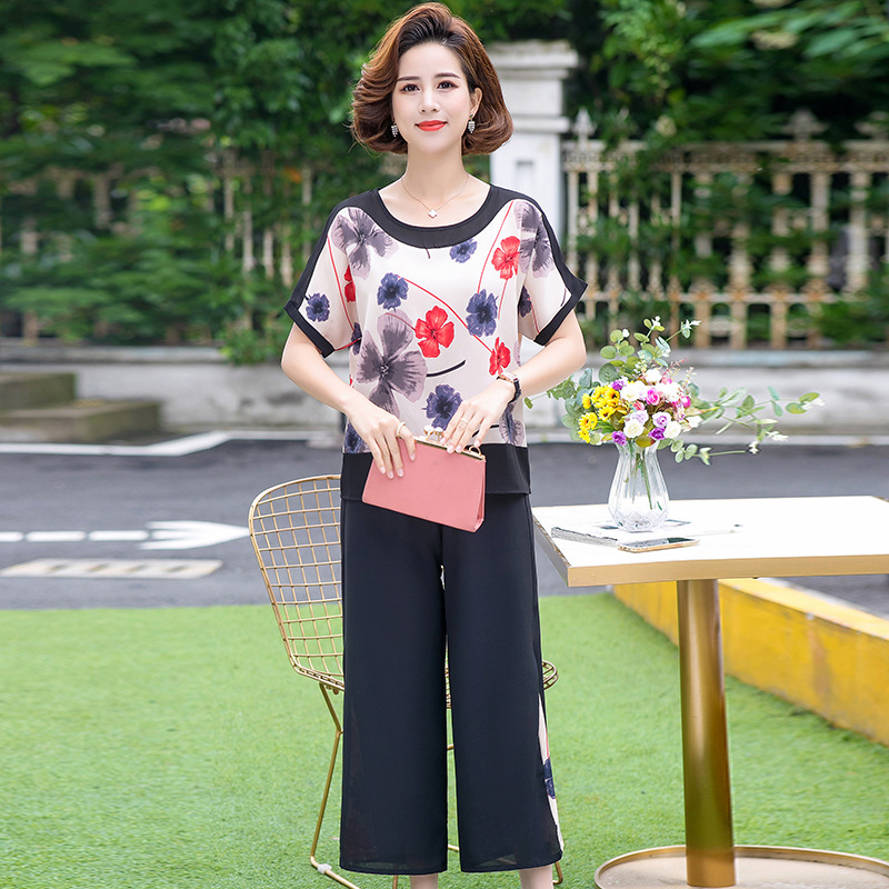 Mom's summer stylish chiffon top two-piece set 2024 new short-sleeved T-shirt for middle-aged and elderly women wide-leg pants set details Picture