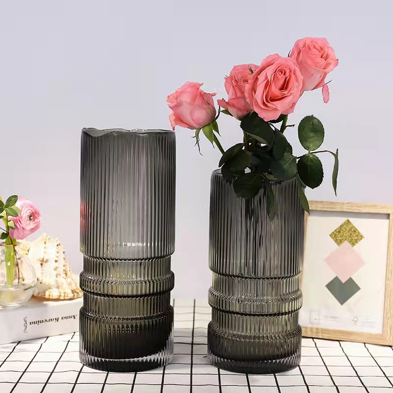Nordic Light Luxury Art Vertical Glass Vase Primary Color Creative Living Room Table Bedroom Home Decoration Flower Arranger details Picture