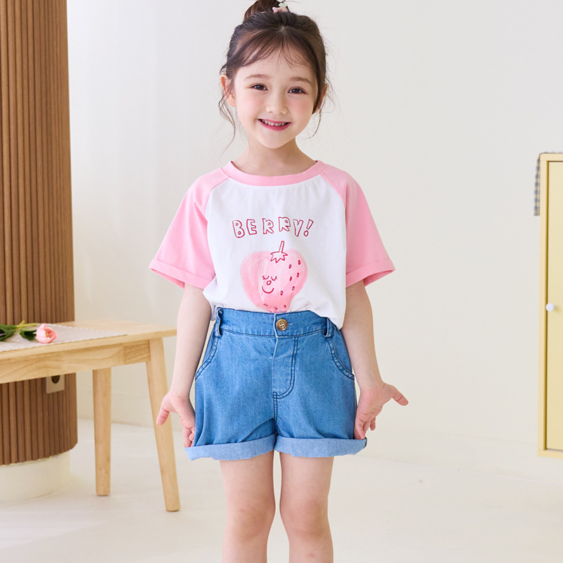 This 2023 summer children's short-sleeved T-shirt features cute fruit print color blocks, shoulder sleeves, round neck pullovers, and is made of light cotton details Picture