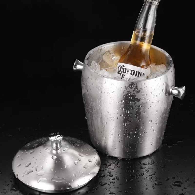Thickened stainless steel ice bucket, double-layer champagne bucket, red wine chilled beer ice cube bucket, KTV bar equipment ice wine bucket Application Scenario