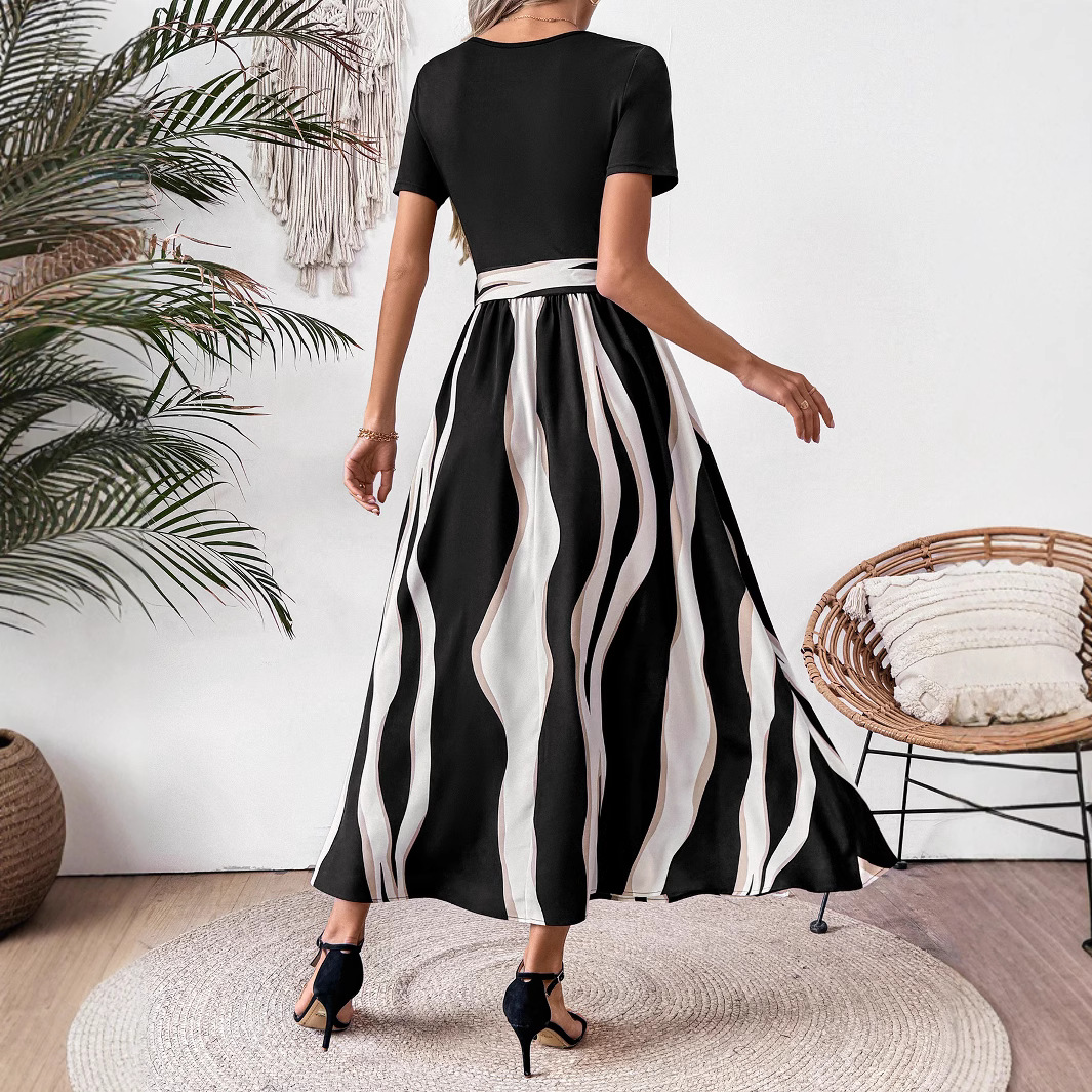 Amazon's new Spring/Summer 2025 fashion round-neck patchwork printed short-sleeved large-hem dress for cross-border trade in Europe and America details Picture