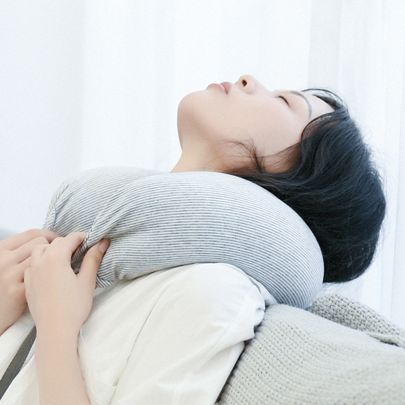 U型枕/u型枕儿童卡通/护颈u型枕/方枕/u型枕学生卡通细节图