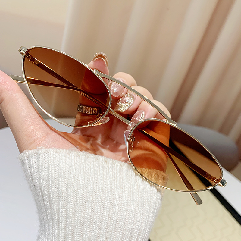 New fashionable single-beam metal sunglasses for cross-border foreign trade, European and American cat-eye shaped decorative sunglasses, female Internet celebrities and hot girls