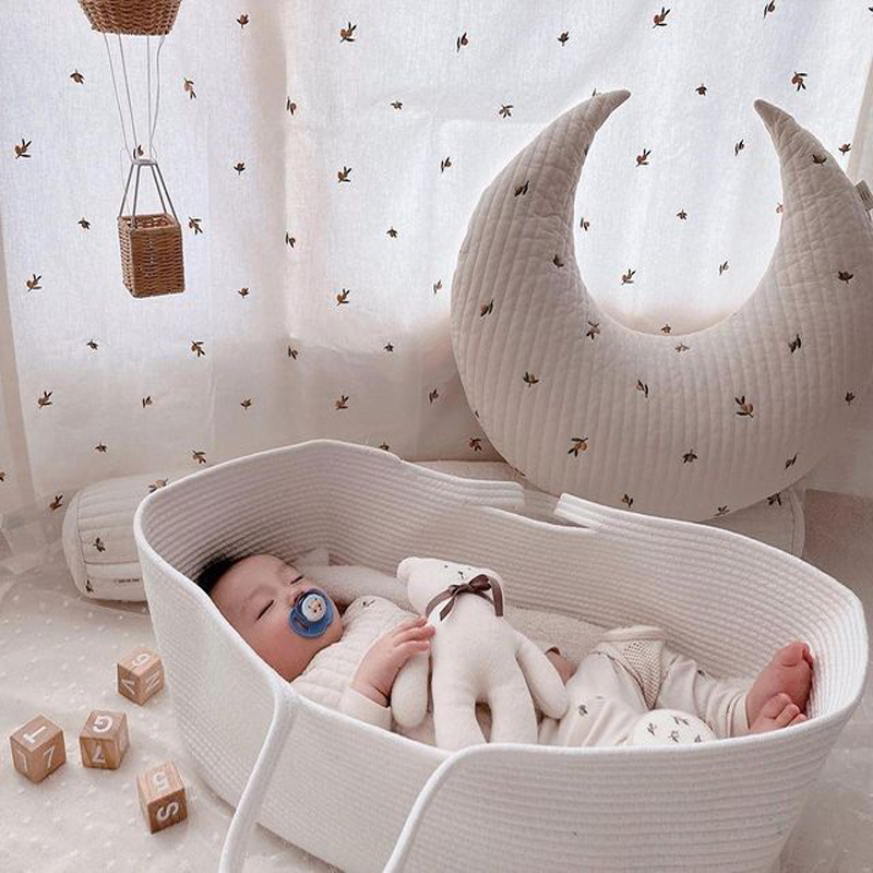 ins北欧风婴儿手提篮 便携式纯棉编织婴儿睡篮 可折叠手提婴儿床图