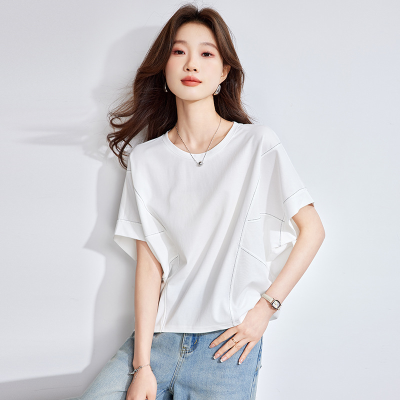 2025 New summer thin women loose round-neck short-sleeved T-shirt fashionable simple top fashionable 蝙蝠衫 details Picture